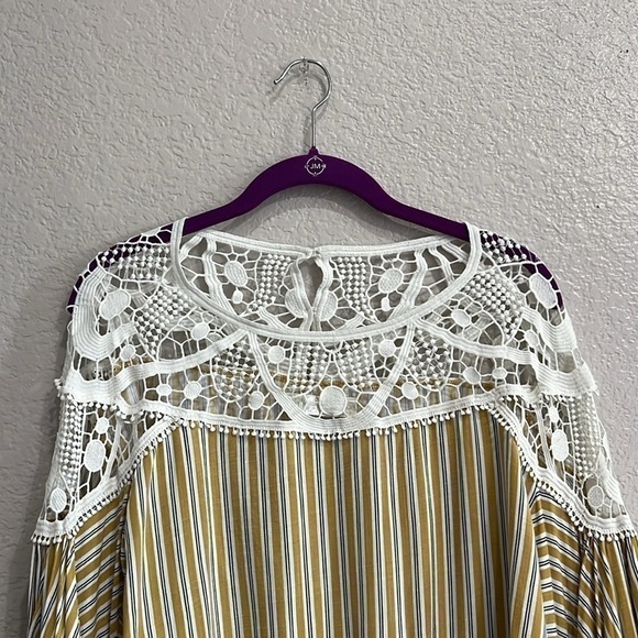 BYSI Women’s Blouse Cropped Bell Sleeves Lace Boho Size S Yellow Striped - Picture 5 of 11